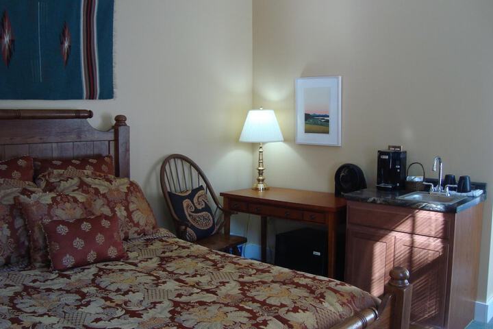 Room 15 of 46