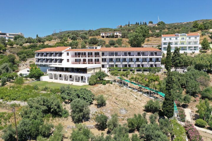 Hotel 75 of 78