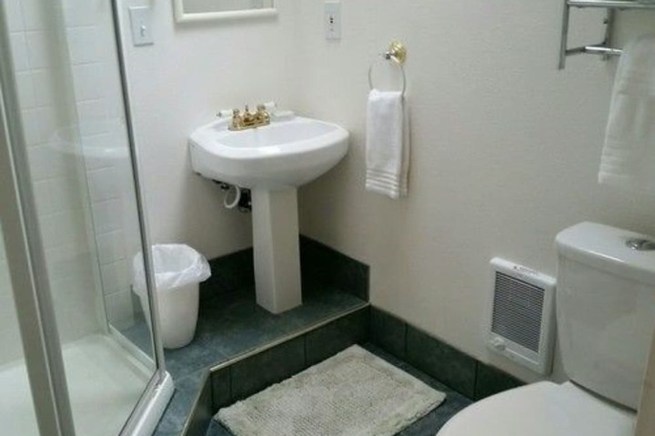 Room 20 of 26