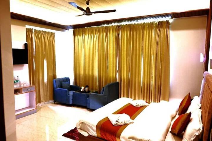 Room 4 of 21