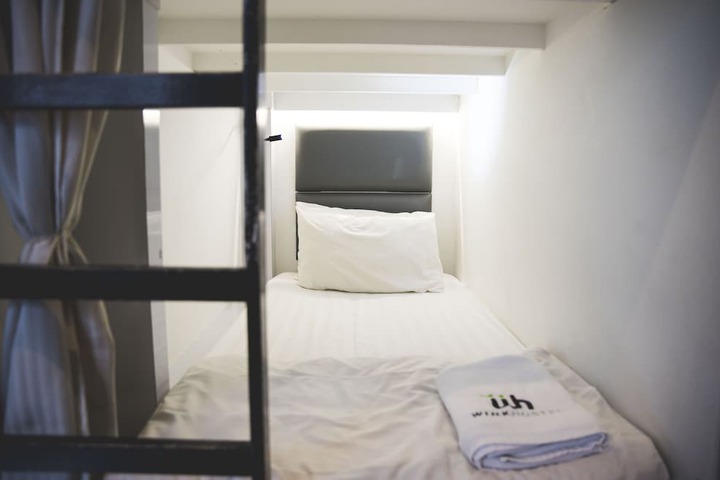 Room 18 of 39