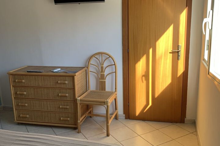 Room 11 of 26