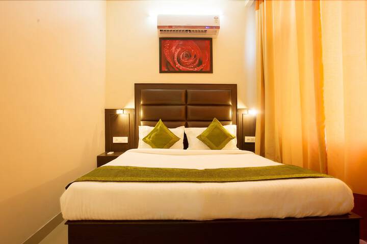 Room 18 of 32