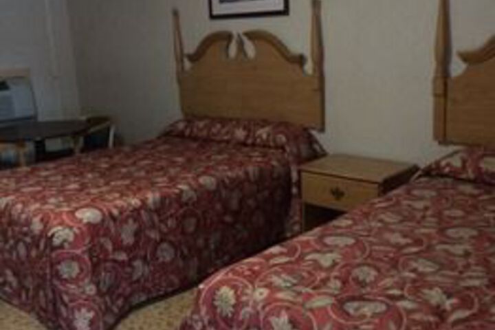 Room 11 of 20