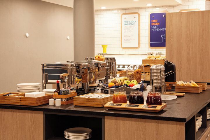Breakfast/Coffee Service 47 of 76