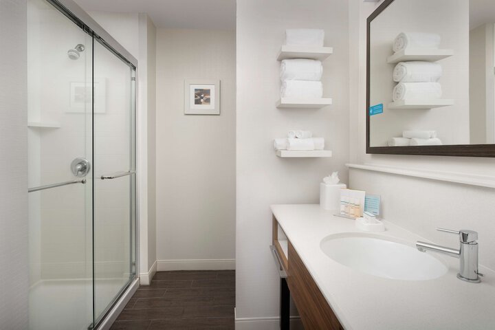Bathroom shower