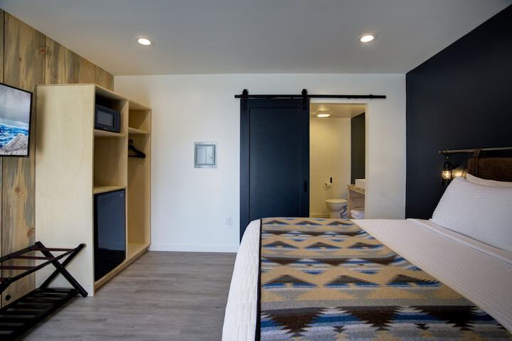 Room 8 of 26