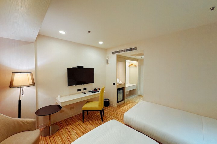 Room 22 of 69