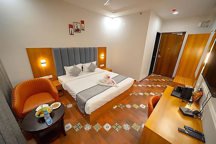 Room 28 of 95