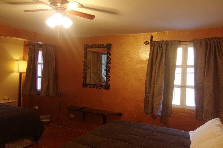 Room 7 of 37