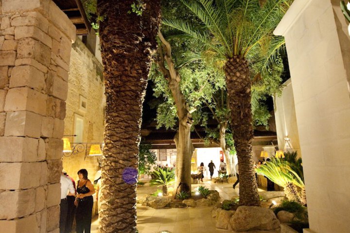 Hotel 56 of 62
