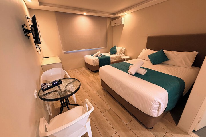 Room 18 of 52