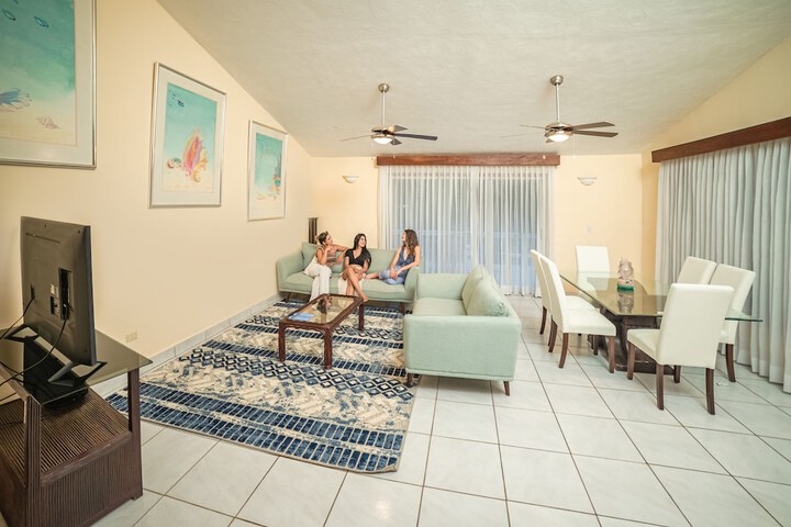 Room 75 of 270