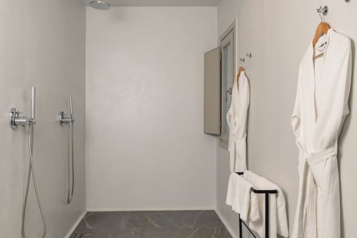Room 113 of 186