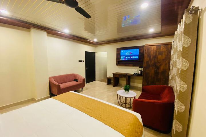 Room 15 of 24