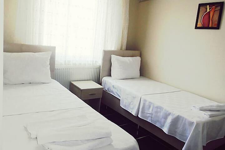Room 11 of 29