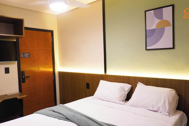 Room 7 of 57