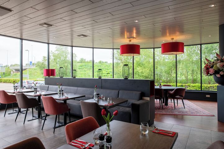 Dining Photos