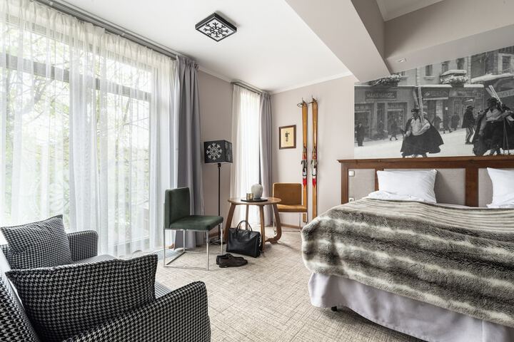 Room 13 of 50