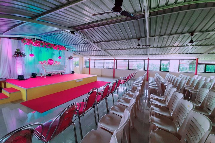 Ballroom/Hall 13 of 20