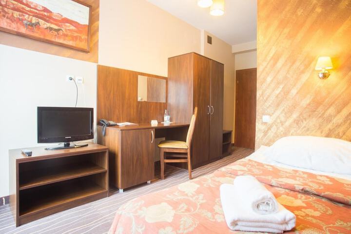 Room 13 of 56