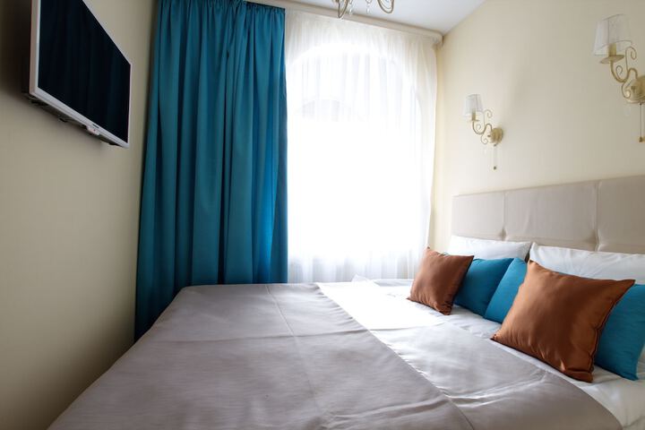 Room 7 of 41