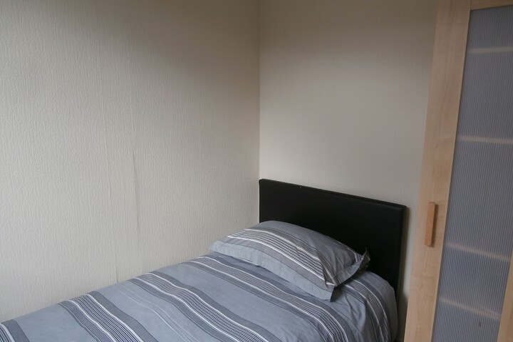 Room 2 of 12