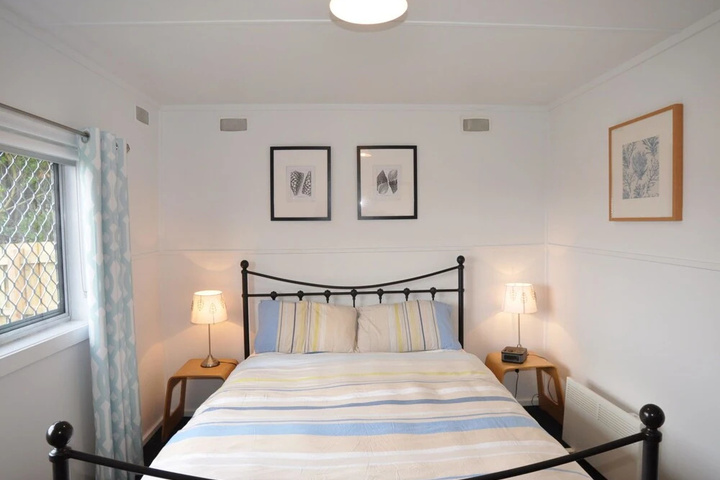 Room 2 of 13