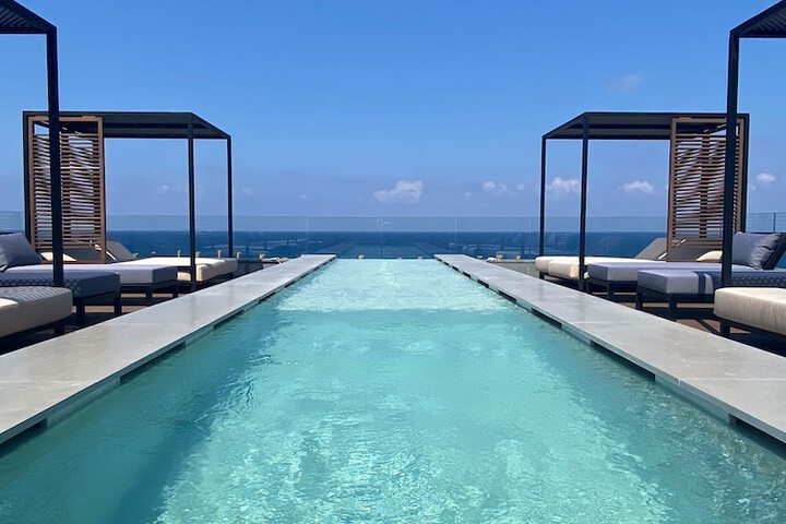 Pool 24 of 29