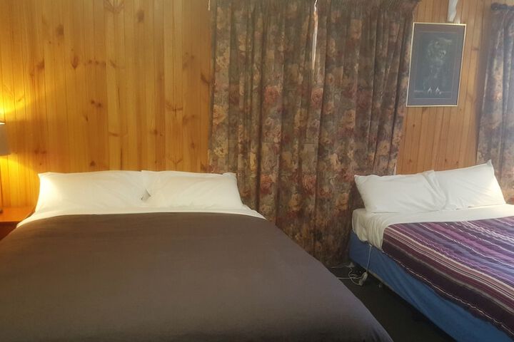 Room 17 of 40