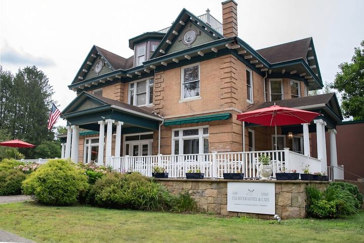 Elk River Hotel