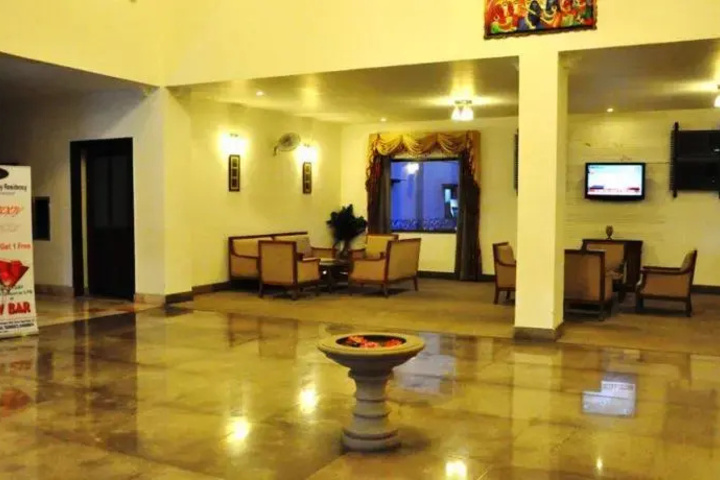 Room 3 of 8