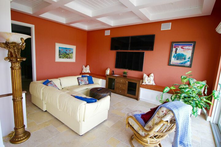 Room 9 of 23