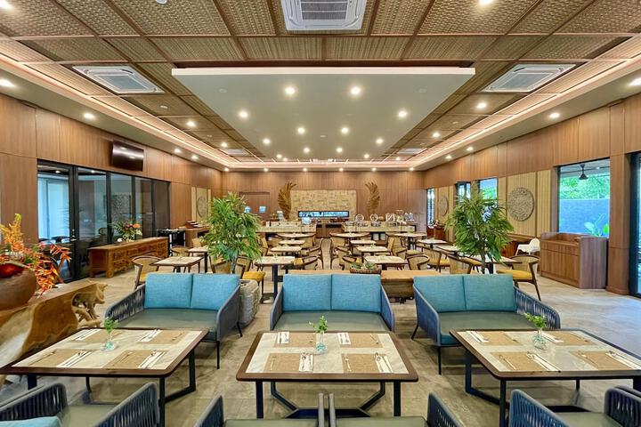 Dining 94 of 119