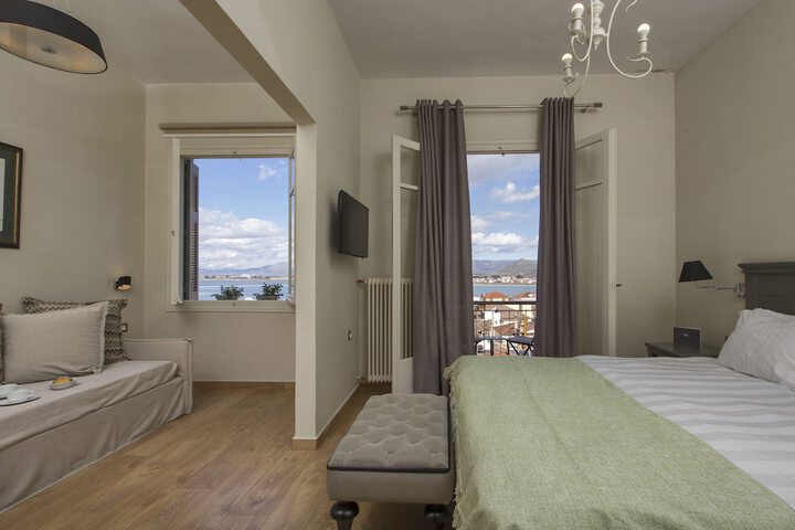 Room 42 of 107