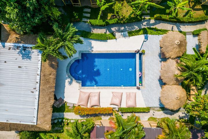 Pool 29 of 50