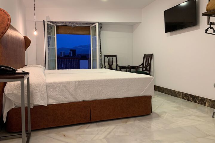 Room 15 of 74