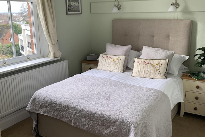 Room 12 of 72