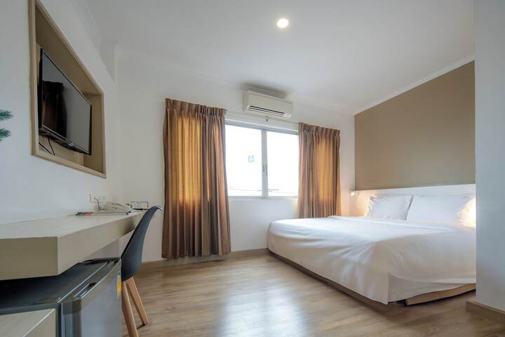 Room 17 of 41