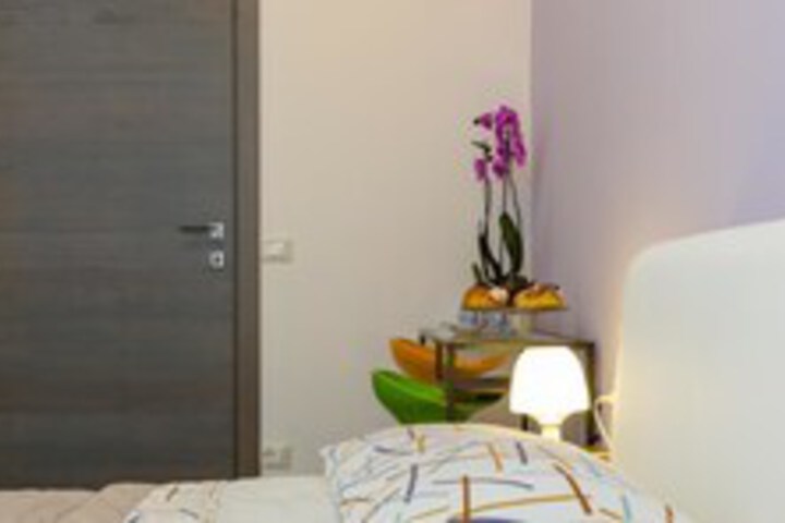 Room 25 of 43