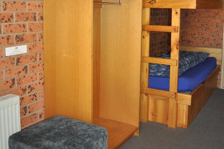 Room 16 of 35
