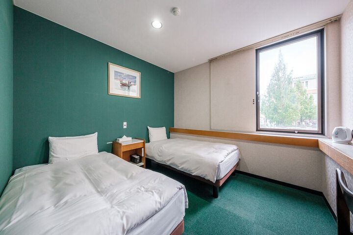 Room 74 of 139