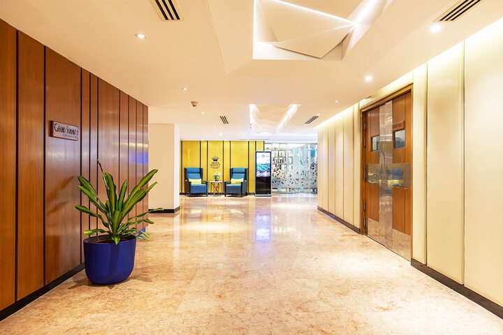 Guest Lobby