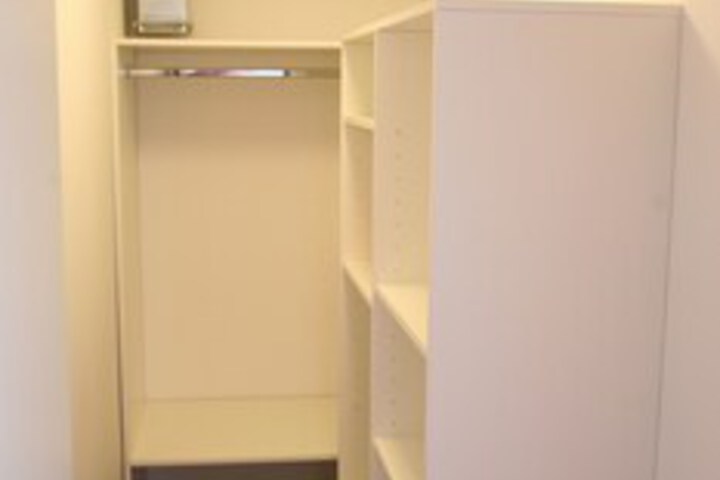 Room 269 of 275