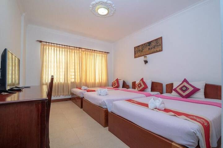 Hotel Rajdhani Palace