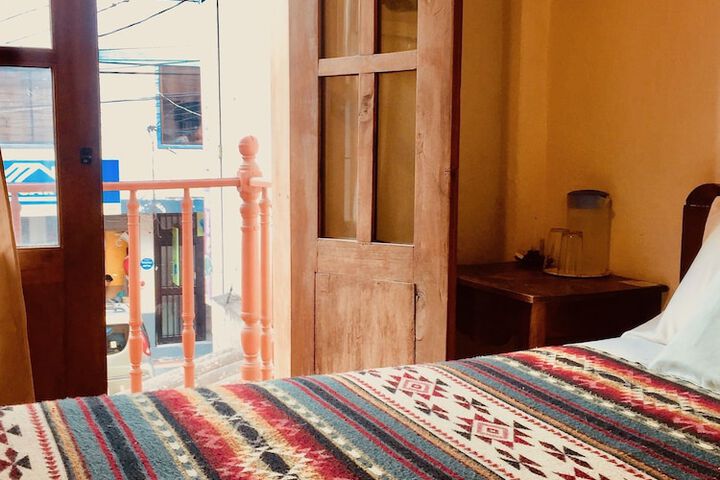 Room 4 of 44