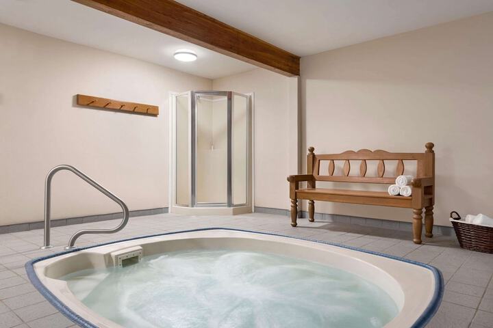 Spa 42 of 58
