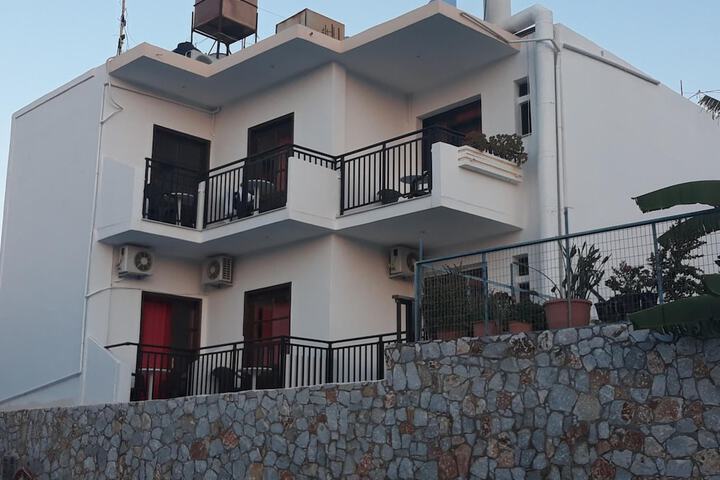 Hotel 6 of 32