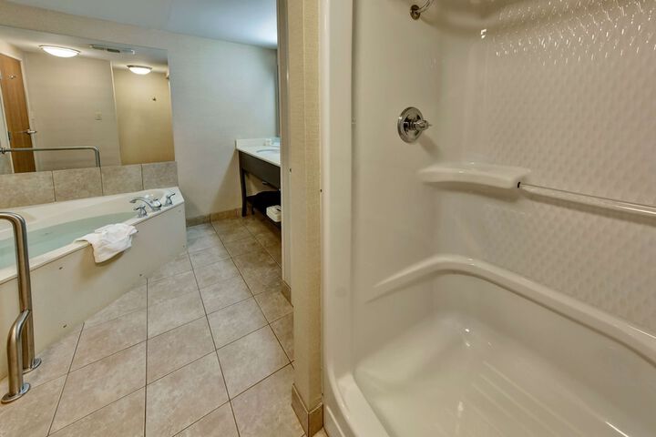 Room 21 of 41
