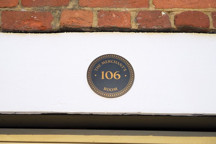 Room 27 of 101